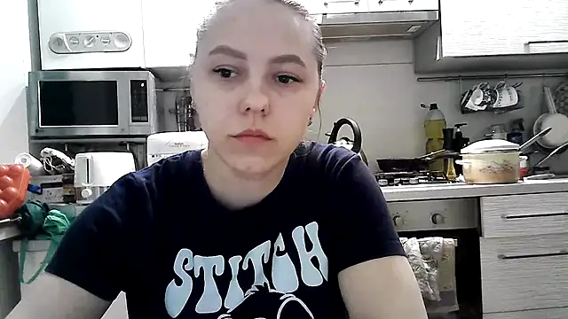 Snapshot of Misssweet_s chatting on February 2025 06:42:01 PM Misssweet s online show from February 2025 06:42:01 PM