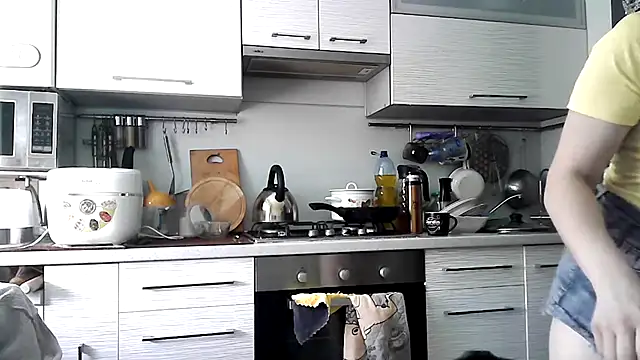 Snapshot of Misssweet_s chatting on March 2025 06:46:01 AM Misssweet s online show from March 2025 06:46:01 AM