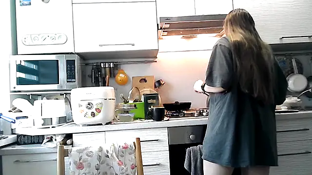 Snapshot of Misssweet_s chatting on March 2025 05:17:02 AM Misssweet s online show from March 2025 05:17:02 AM