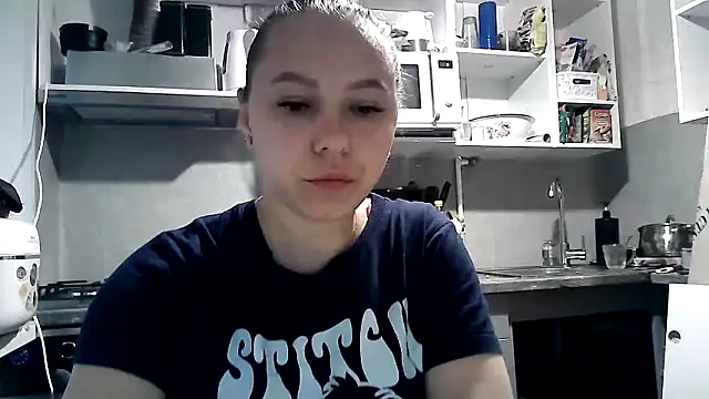 Snapshot of Misssweet_s chatting on September 2025 04:12:02 AM Misssweet s online show from September 2025 04:12:02 AM