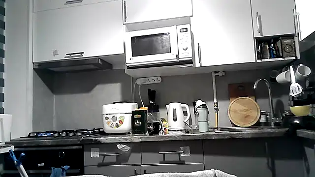 Snapshot of Misssweet_s chatting on October 2025 04:21:01 AM Misssweet s online show from October 2025 04:21:01 AM