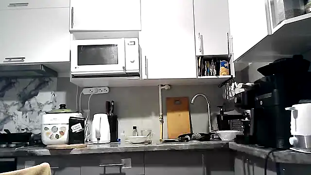 Snapshot of Misssweet_s chatting on November 2025 06:34:02 AM Misssweet s online show from November 2025 06:34:02 AM