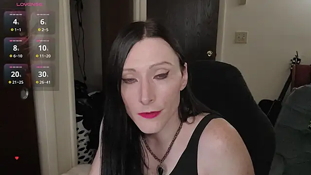 Snapshot of Ivyrose4999 chatting on July 2026 05:26:02 PM Ivyrose4999 online show from July 2026 05:26:02 PM
