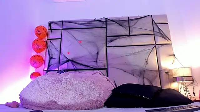 JulianaaHerrera online show from November 2025 11:31:01 AM