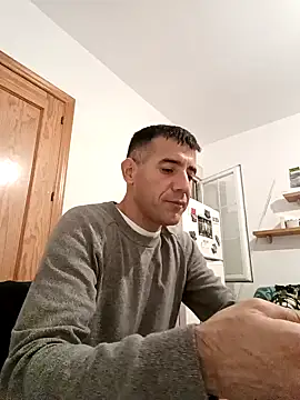 Snapshot of juanignacioargentino chatting on January 2025 06:36:02 PM juanignacioargentino online show from January 2025 06:36:02 PM