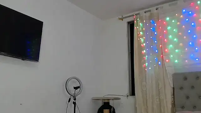 Antoneella vz online show from March 2025 03:23:02 AM