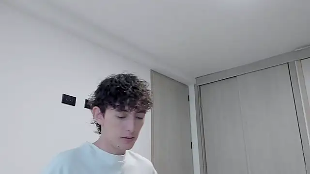 miketwink online show from September 2025 10:35:02 PM