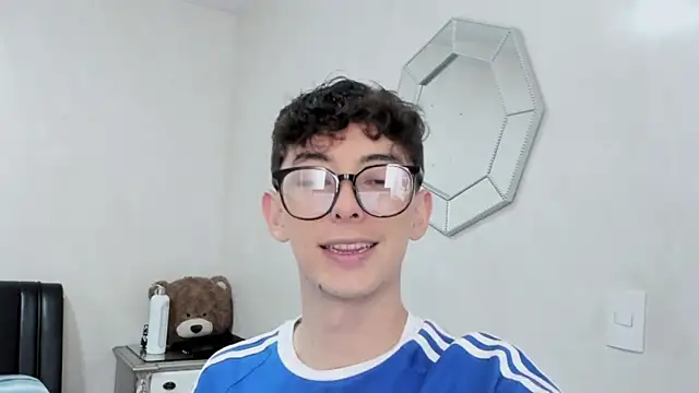 miketwink online show from March 2026 07:31:01 PM