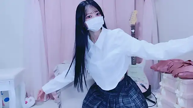 Snapshot of Megu-mimi chatting on January 2026 07:01:02 AM Megu-mimi online show from January 2026 07:01:02 AM