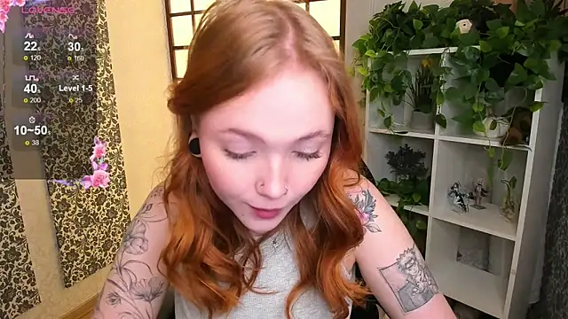 Maya Light online show from February 2025 01:42:01 AM