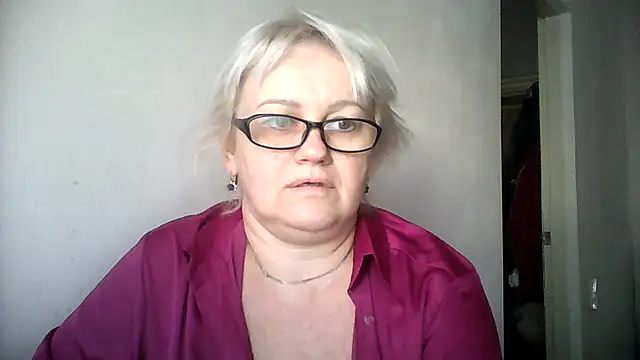 Mayya4321 online show from September 2025 10:17:01 AM