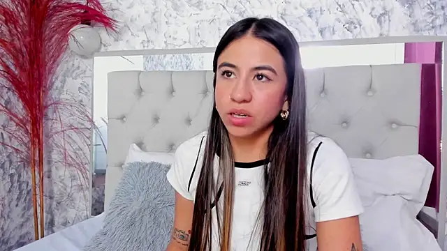 Ariana greenblat online show from February 2026 05:07:02 PM