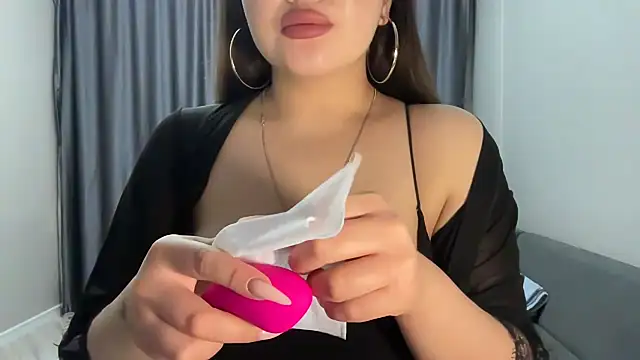 anora sunny online show from March 2025 09:54:02 PM