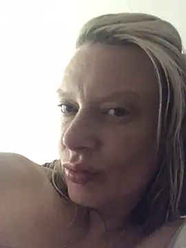 blondey206 online show from February 2025 06:40:02 PM