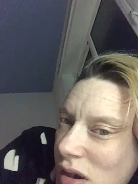 blondey206 online show from March 2026 08:04:01 PM