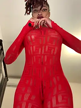 ZinaFreak online show from October 2025 06:30:01 PM