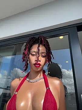 ZinaFreak online show from November 2025 01:33:02 PM