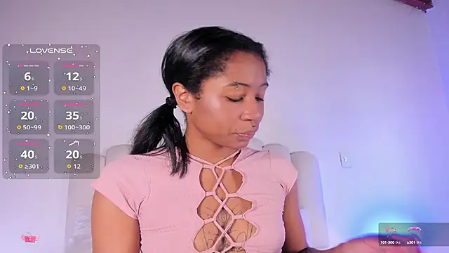 Zaira Rose  online show from September 2025 02:27:02 PM