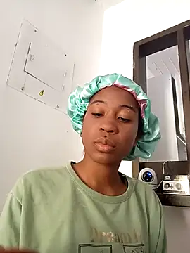 Zaira Rose  online show from September 2025 12:40:01 PM