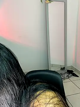 Snapshot of meli_ortiz_ chatting on September 2025 06:32:02 PM meli ortiz online show from September 2025 06:32:02 PM