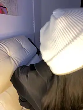 eileensophi online show from March 2025 03:10:02 AM