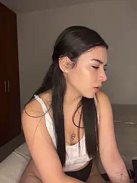 eileensophi online show from May 2026 01:22:01 AM