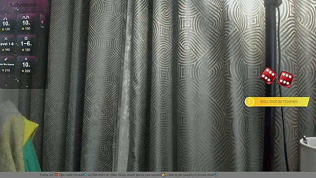 Snapshot of Hustle_Babyy chatting on November 2025 03:21:01 PM Hustle Babyy online show from November 2025 03:21:01 PM