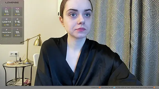 Snapshot of Hustle_Babyy chatting on February 2026 04:12:02 PM Hustle Babyy online show from February 2026 04:12:02 PM