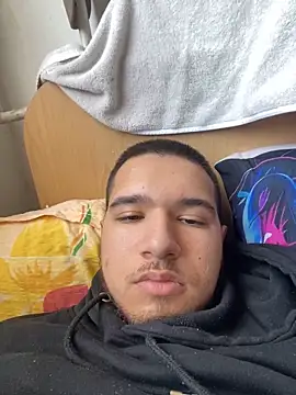 Drag Queen online show from February 2025 01:41:01 PM