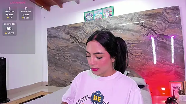 Estefy gomez09 online show from April 2026 12:07:01 PM