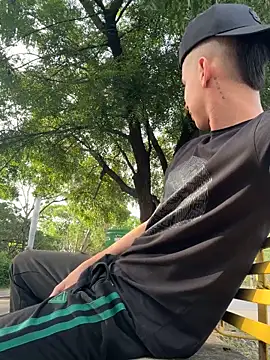 arevalo1124 online show from November 2025 12:05:02 PM