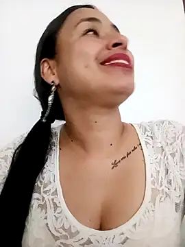 kamila lovee online show from February 2025 09:53:02 PM