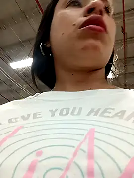 kamila lovee online show from February 2025 08:54:02 PM