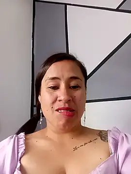 kamila lovee online show from March 2025 06:54:01 PM