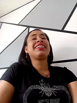 kamila lovee online show from March 2025 03:47:02 PM