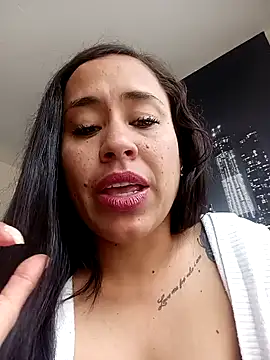 kamila lovee online show from March 2025 07:17:01 PM