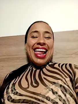 kamila lovee online show from October 2025 10:40:02 PM