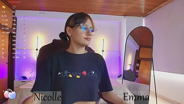  Emma11 online show from March 2025 07:39:01 PM