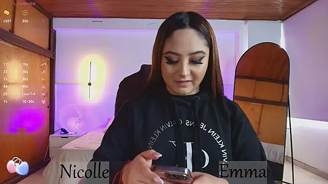  Emma11 online show from March 2025 07:48:02 PM