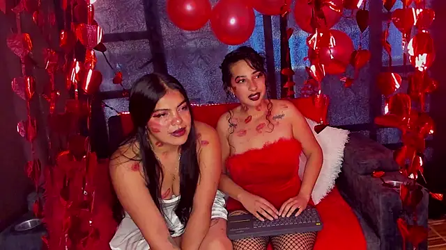 Snapshot of SOPHI_WOLFF chatting on February 2025 08:26:01 PM SOPHI WOLFF online show from February 2025 08:26:01 PM