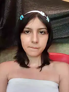 Maiden-Hot online show from February 2025 07:38:02 PM