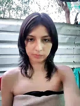 Maiden-Hot online show from February 2025 01:06:01 PM