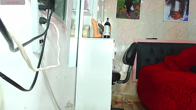 k stormi  online show from April 2026 02:14:01 AM