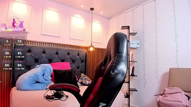 CALANTHELOVE1 online show from September 2025 03:31:01 AM