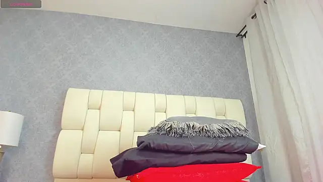 amanda29 online show from October 2025 07:09:02 PM