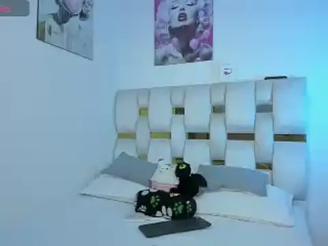 beautiful doll088 online show from February 2025 06:20:01 AM