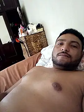 Snapshot of casadosafado20 chatting on March 2025 03:36:02 PM casadosafado20 online show from March 2025 03:36:02 PM