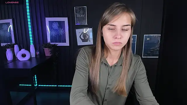 CharmBianca online show from February 2025 07:27:01 PM