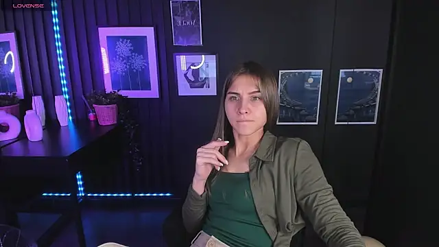 CharmBianca online show from February 2025 05:31:01 PM