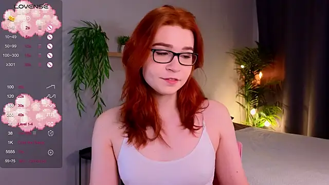 Snapshot of Anncouette_ chatting on March 2025 06:59:02 AM Anncouette online show from March 2025 06:59:02 AM